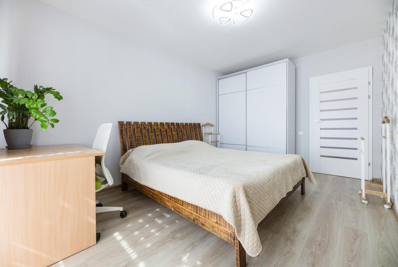 Квартира У Будинку З Власним Бомбосховищем Біля Жд Вокзалу 50 М2 Apartment Киев Екстериор снимка