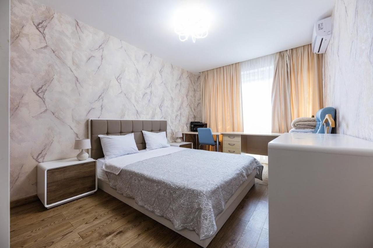 Квартира У Будинку З Власним Бомбосховищем Біля Жд Вокзалу 50 М2 Apartment Киев Екстериор снимка
